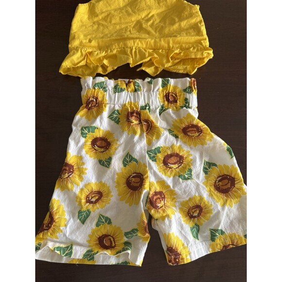Girl's outfit Sleeveless Toddler Top+ Sunflower Ruffle shorts yellow size XS 5-6 - Picture 9 of 12